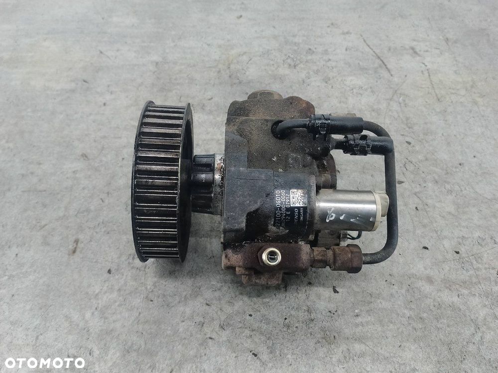 POMPA WTRYSKOWA TOYOTA AVENSIS II T25 22100-0G010 HU294000-0060  DENSO 2.0 - 1
