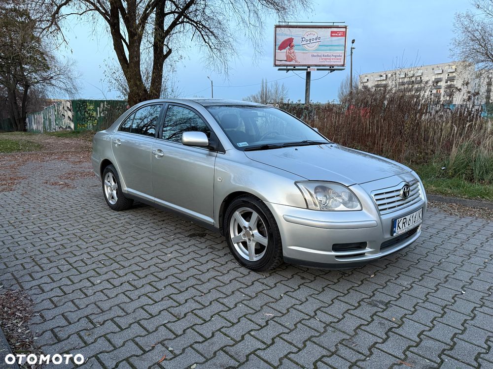 Toyota Avensis 1.8 VVT-i Luna - 21