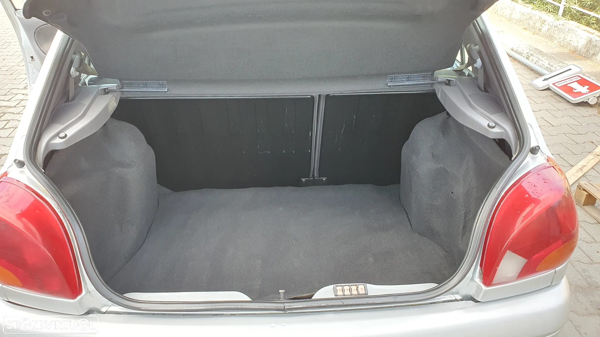 Ford Fiesta 1.25 Ghia - 22
