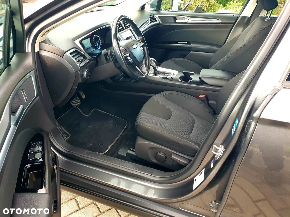 Ford Mondeo - 8