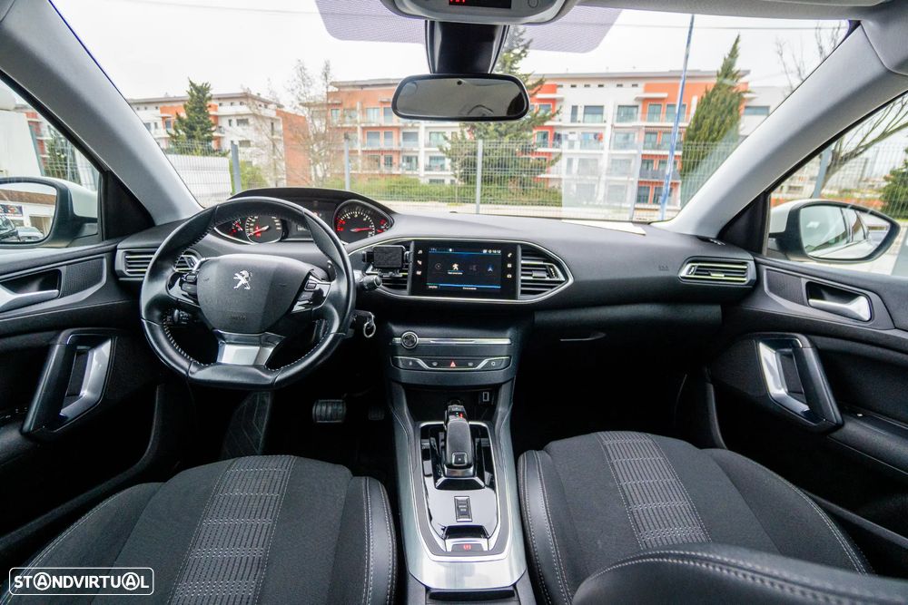 Peugeot 308 SW BlueHDi 130 EAT6 Stop & Start Allure Business-Pack - 13