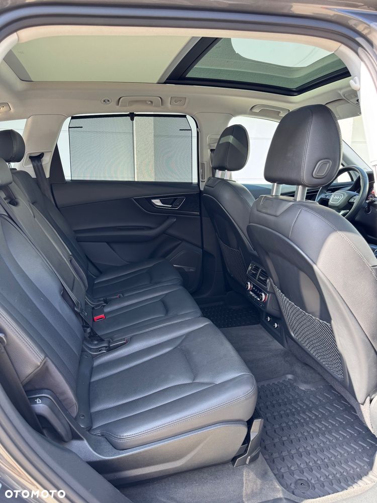Audi Q7 - 29