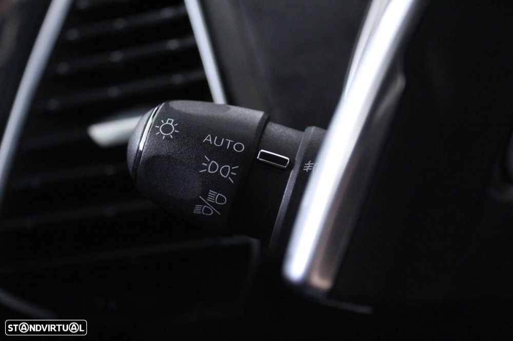 DS DS7 Crossback 1.5 BlueHDi Performance Line EAT8 - 23