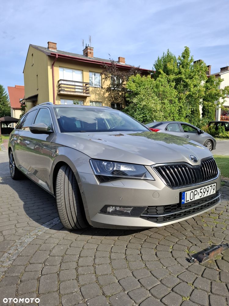 Skoda Superb Combi 2.0 TDI 4x4 DSG L&K - 2
