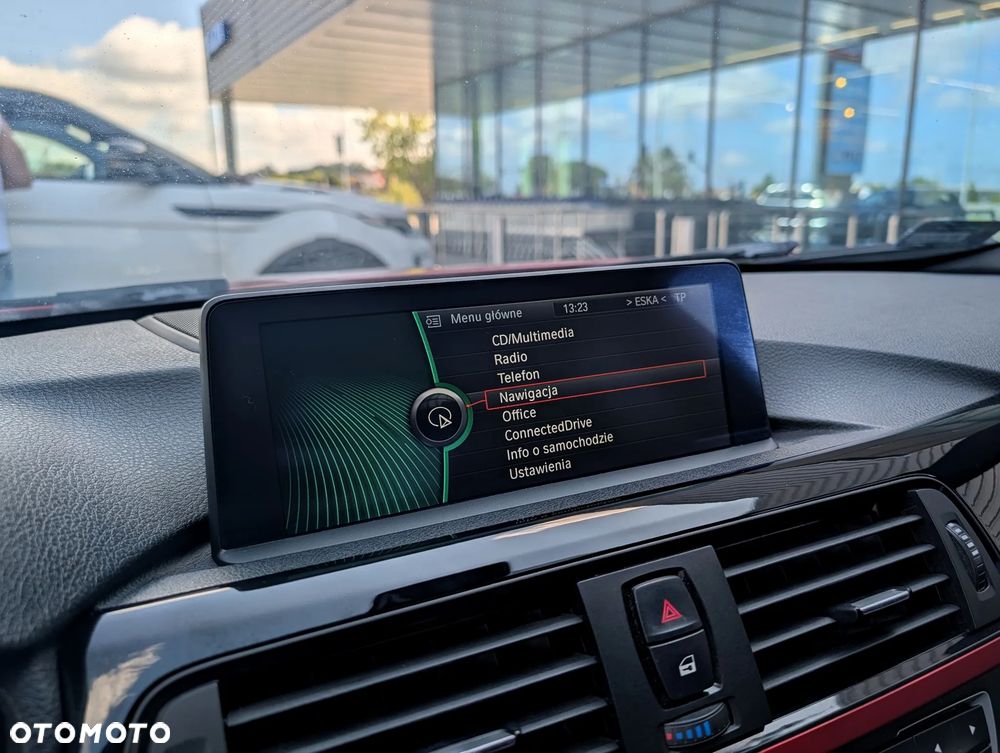 BMW Seria 3 320d Sport-Aut Sport Line - 27