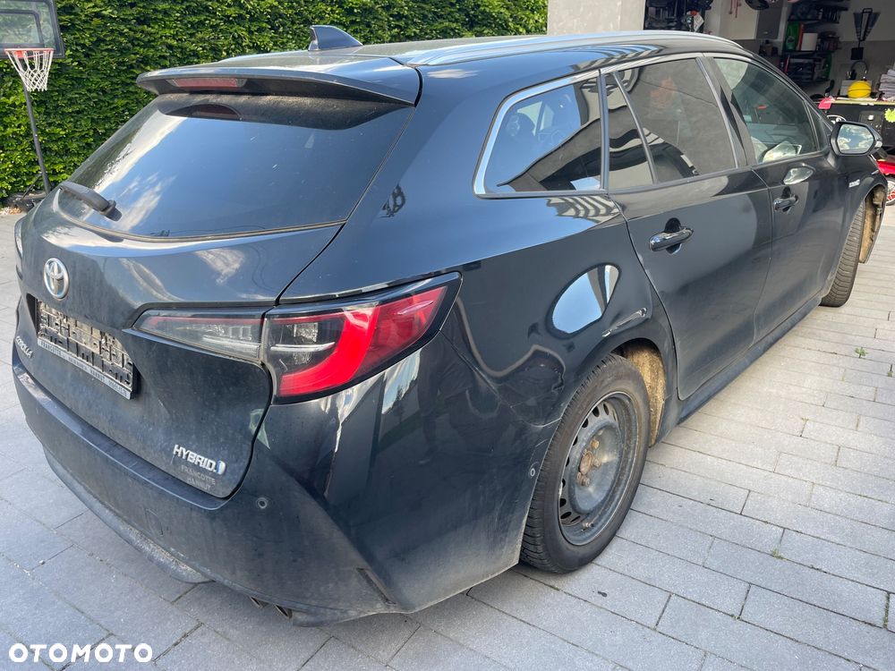 Toyota Corolla 2.0 Hybrid Executive - 4