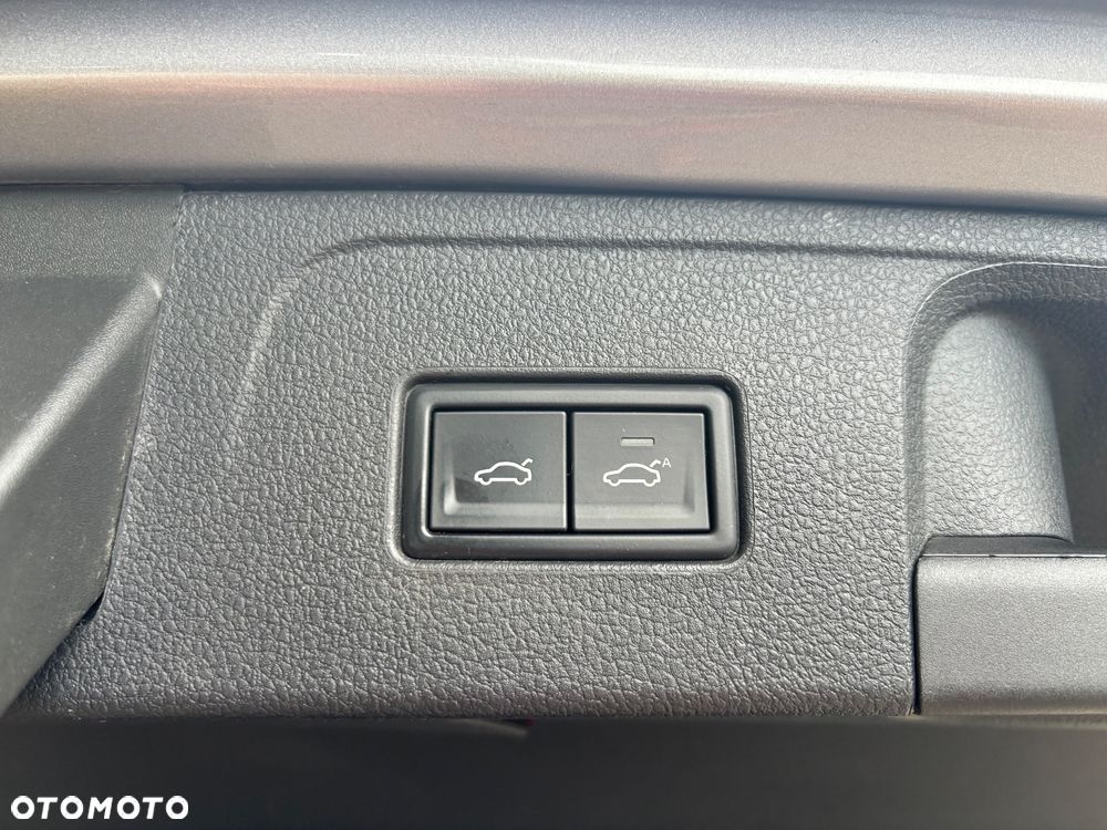 Volkswagen Passat 2.0 TDI EVO Elegance DSG - 37