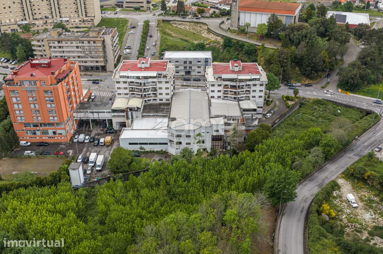 Espaço comercial em Rebordosa - Grande imagem: 4/19