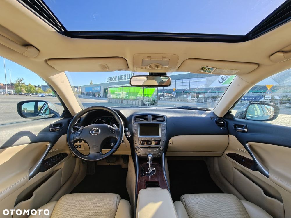 Lexus IS 250 Executive Line - 11