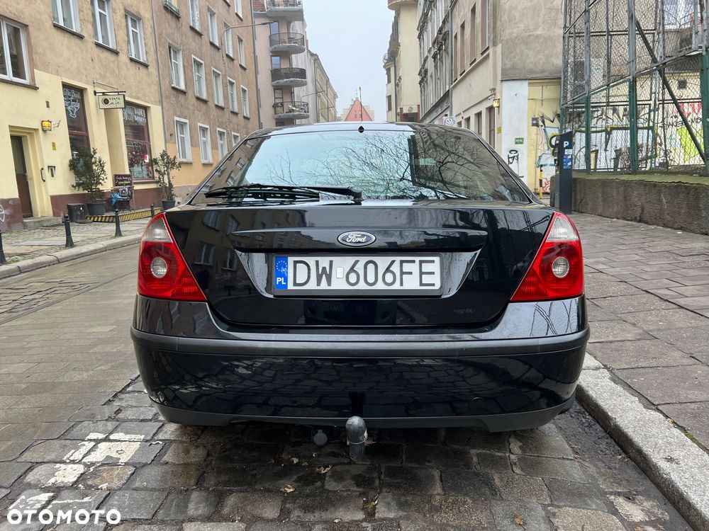 Ford Mondeo 2.0 TDDi Ambiente - 5