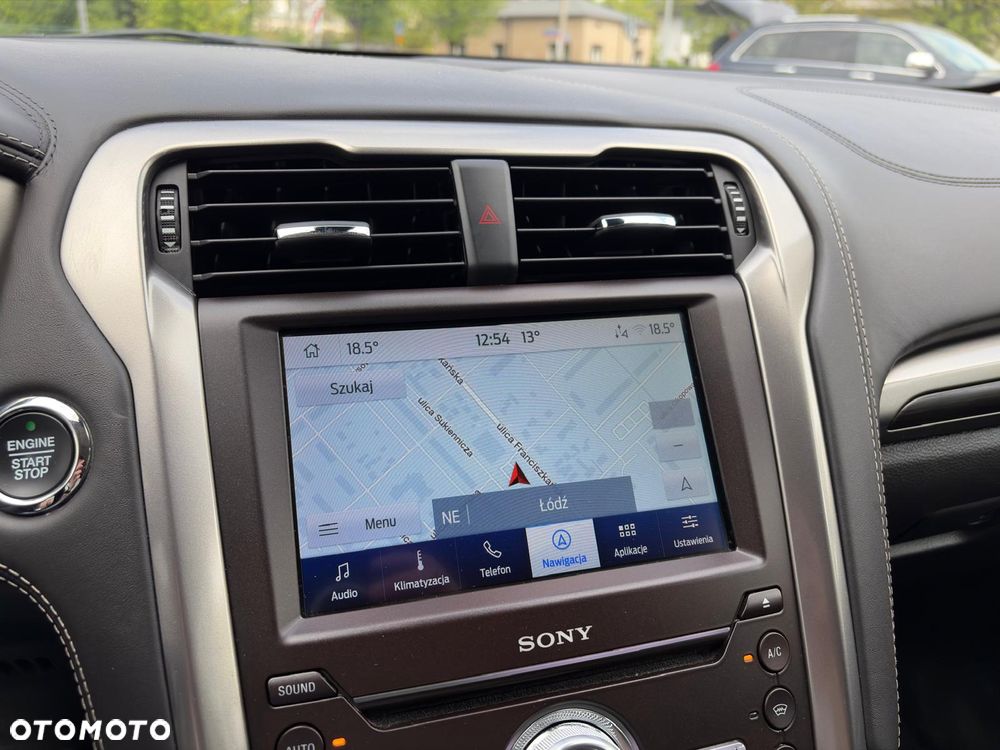 Ford Mondeo SW 2.0 Hybrid Vignale - 26