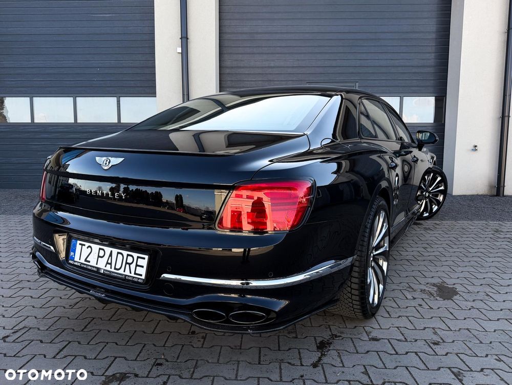Bentley Flying Spur W12 - 7