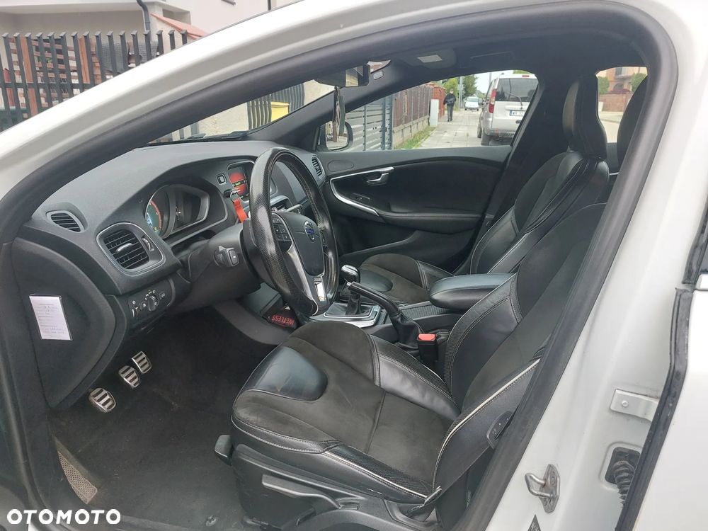 Volvo V40 D2 RDesign - 12