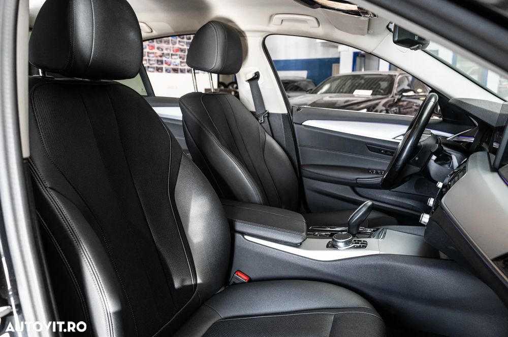 BMW Seria 5 520d Aut. Luxury Line - 8