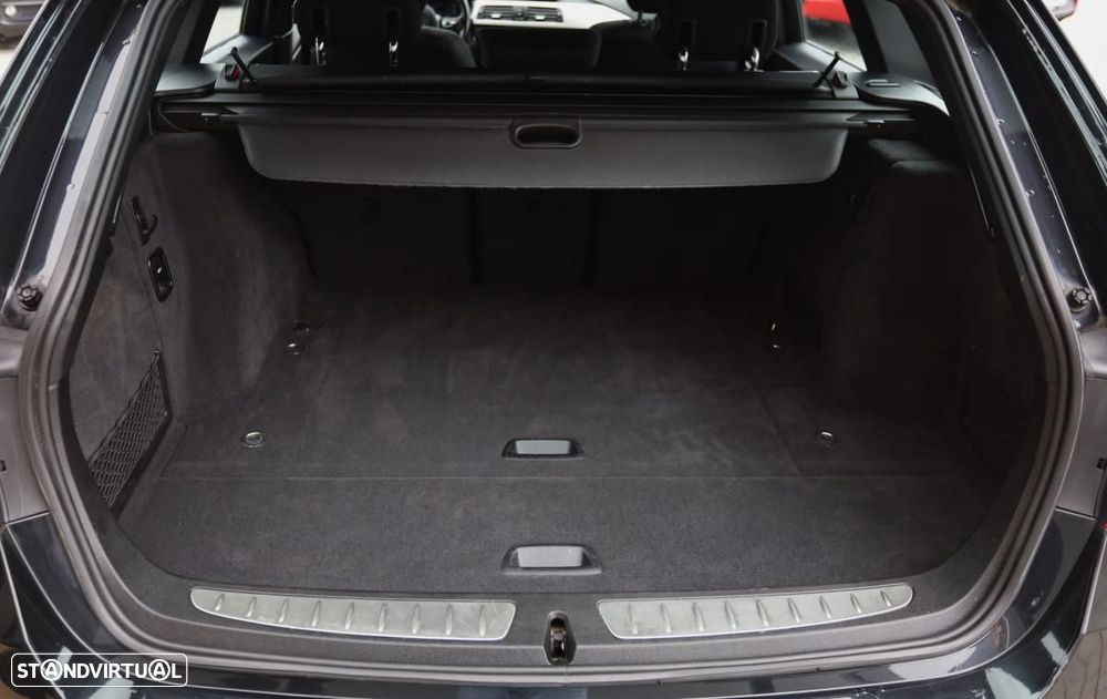 BMW 318 d Auto Exclusive - 20