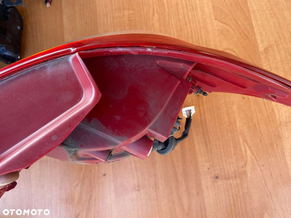 LAMPA TYŁ TYLNA PRAWA LUB LEWA HYUNDAI I10 II - 11