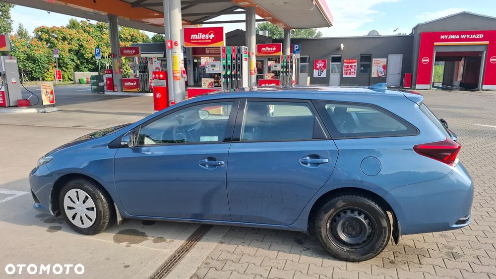 Toyota Auris 1.6 Active - 6