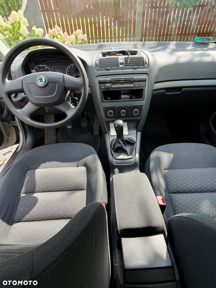 Skoda Octavia 1.6 Active - 1