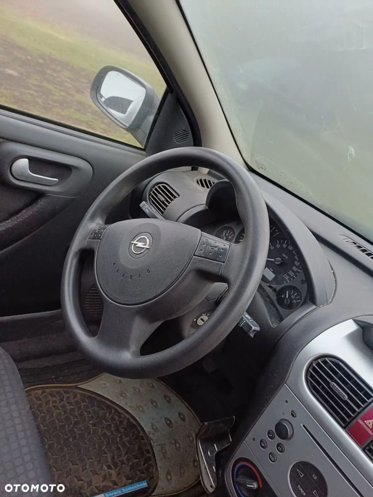 Kierownica poduszka ładna Opel Corsa C 2004r Z20R cala na części możliwa wysyłka - 1