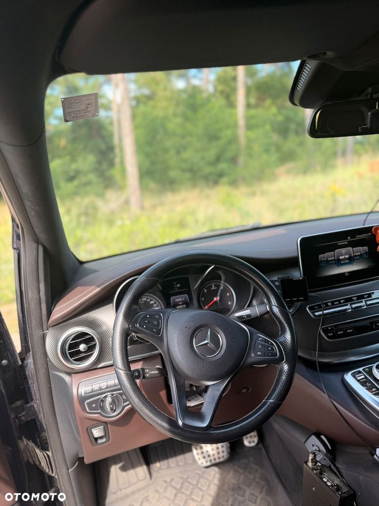 Mercedes-Benz Klasa V 250 d 4-Matic Exclusive 7G-Tronic - 11