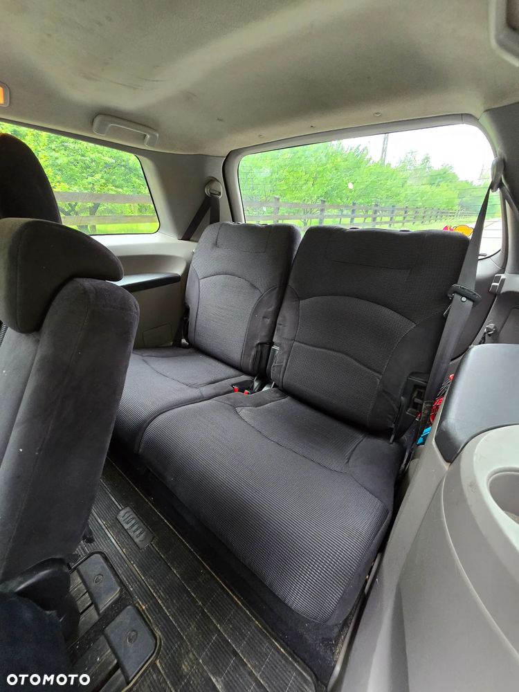 Mitsubishi Grandis 2.0 DI-D 7-Sitzer Intense - 27