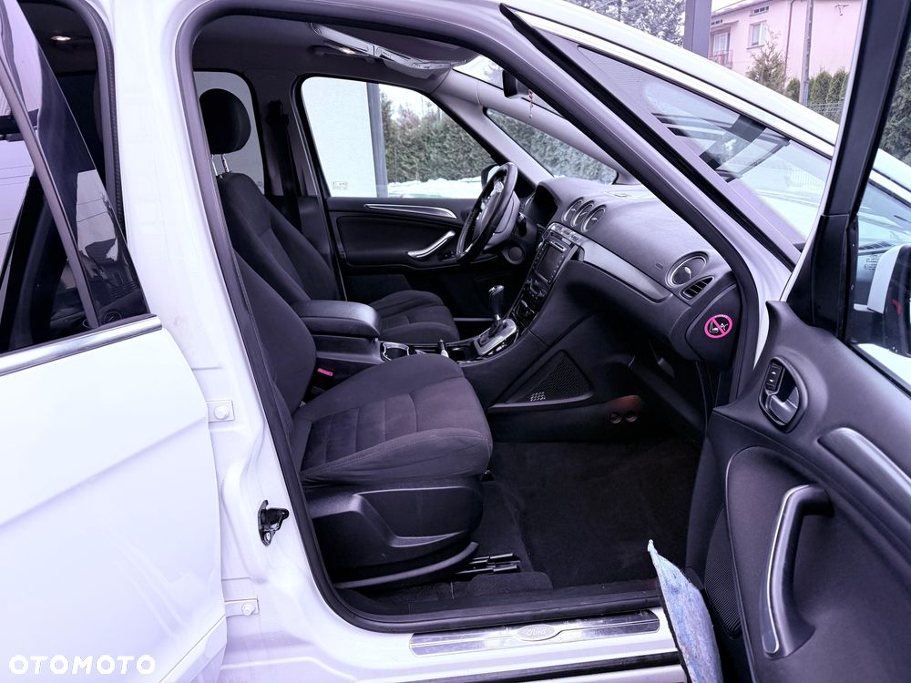 Ford S-Max 2.0 TDCi DPF Titanium - 11