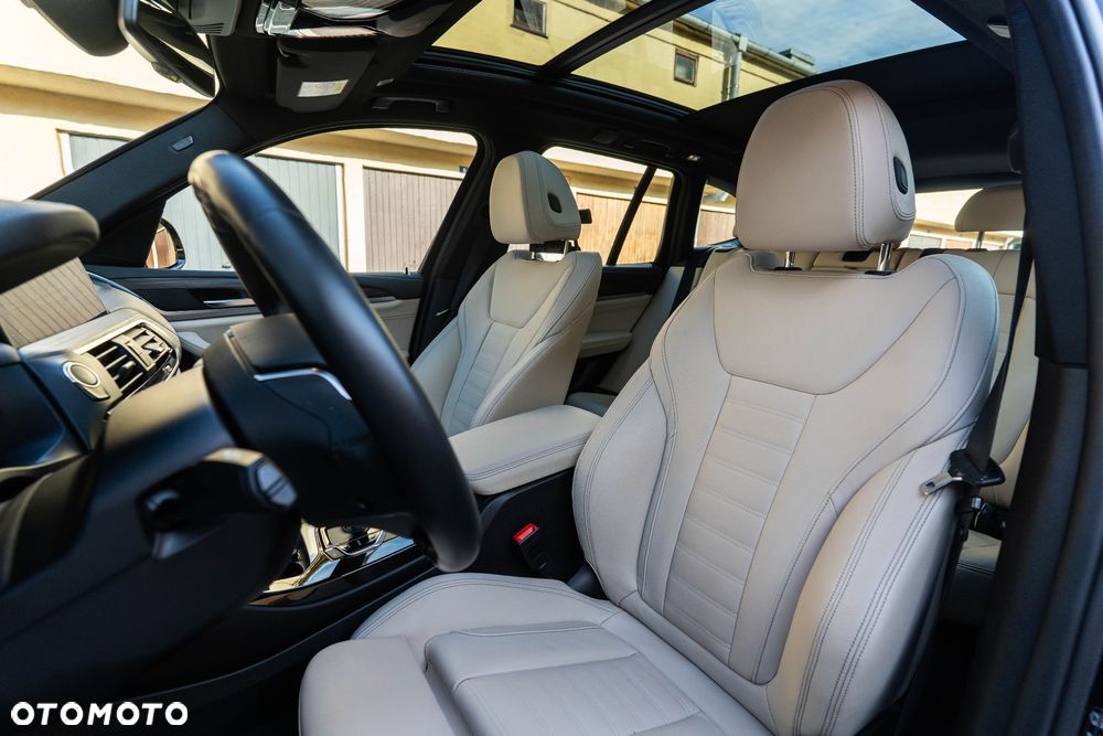 BMW X3 xDrive20d Luxury Line - 16