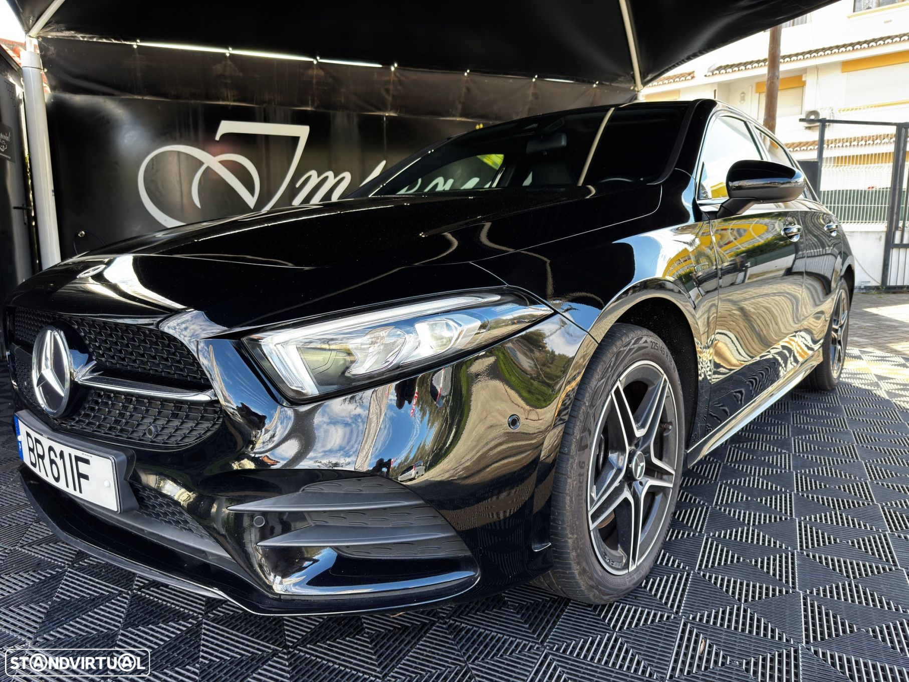 Mercedes-Benz A 250 e AMG Line - 14