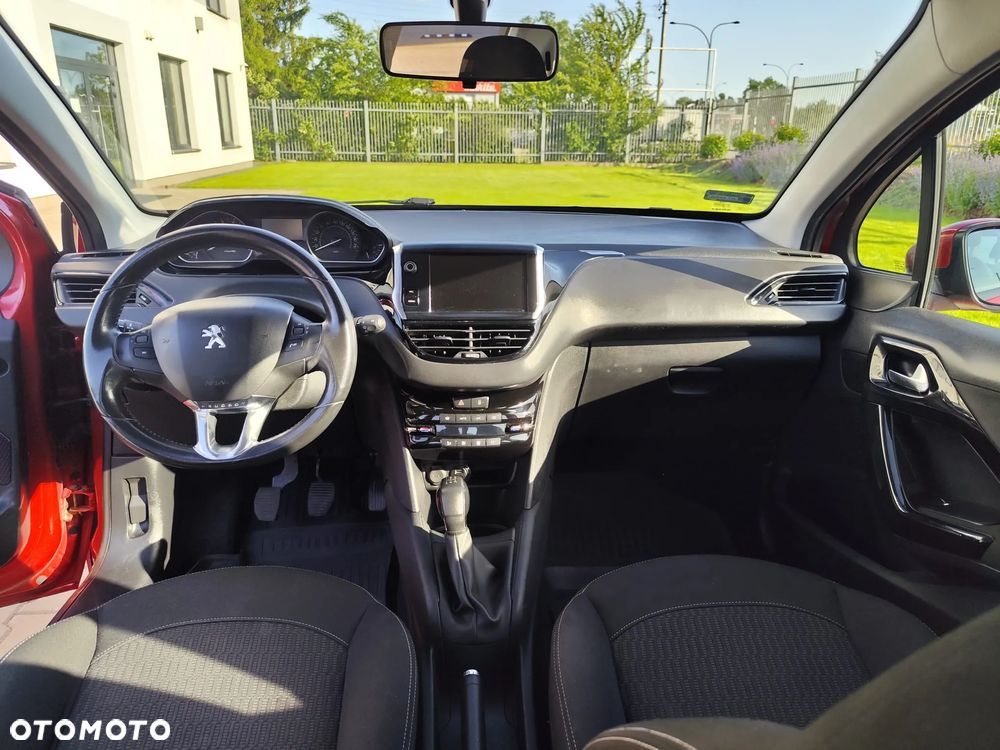 Peugeot 208 1.2 PureTech Active - 19