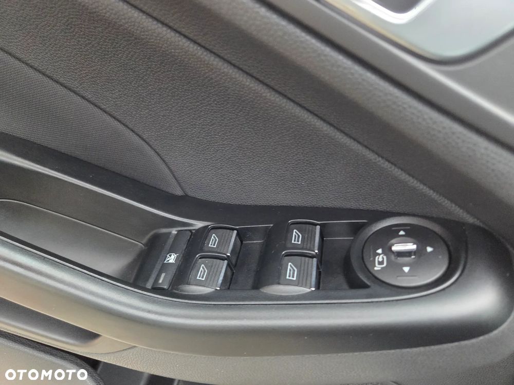 Ford Fiesta 1.0 Champions Edition - 15