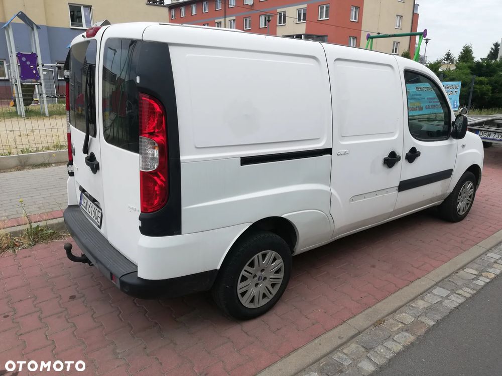 Fiat Doblo 1.9 JTD ELX - 4