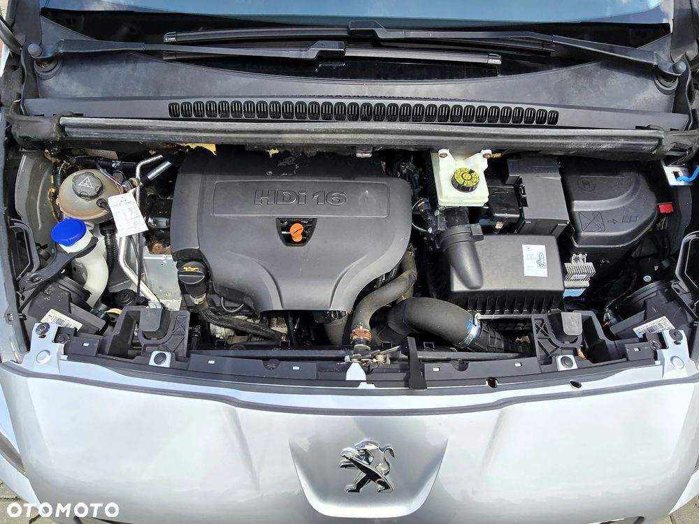 Peugeot 5008 HDI FAP 165 Automatik Active - 36