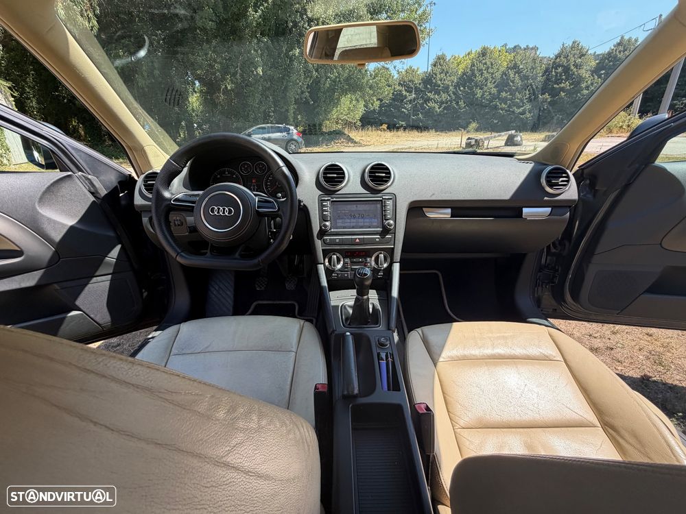Audi A3 1.6 TDI DPF Attraction - 25