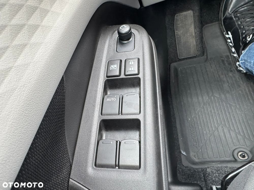 Suzuki Swift 1.2 Dualjet SHVS Premium Plus - 10