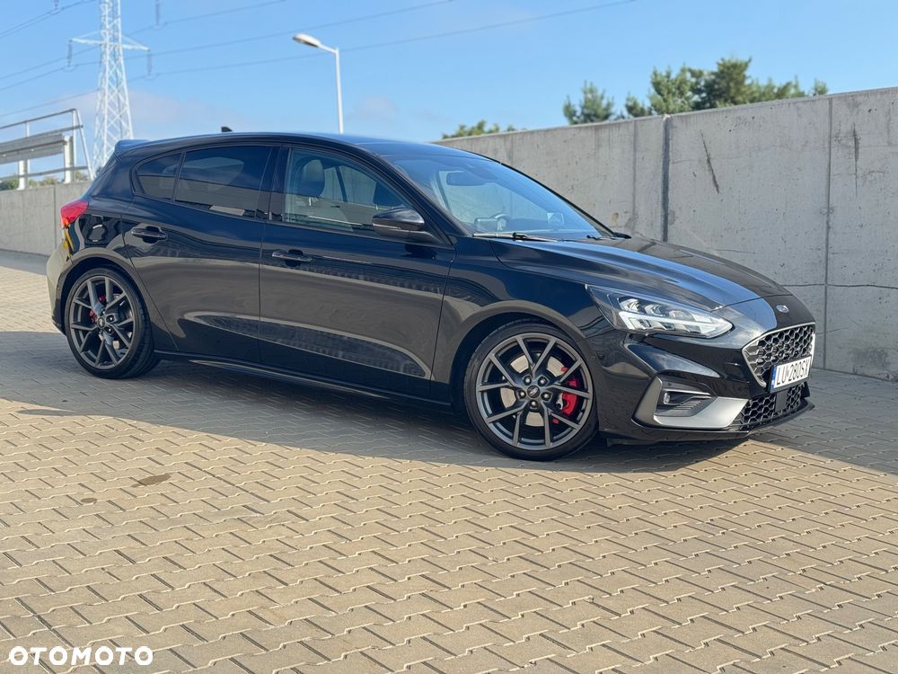 Ford Focus - 1