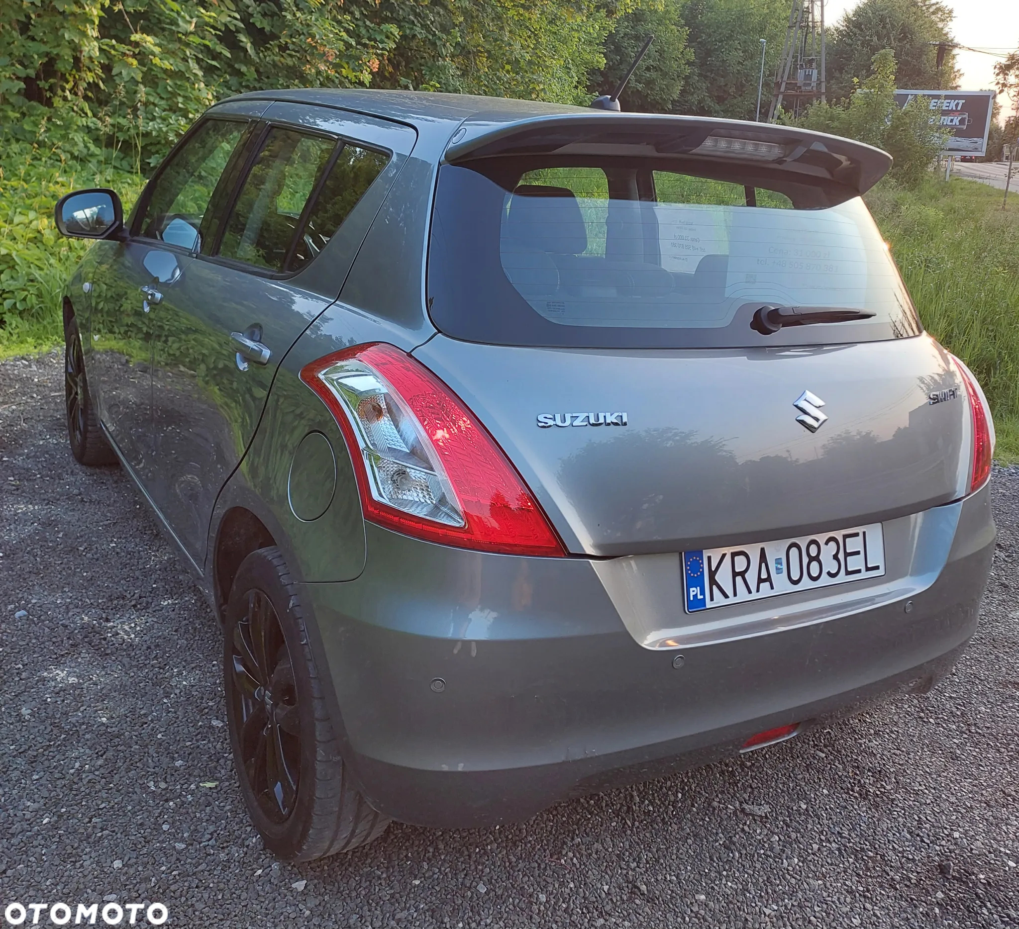 Suzuki Swift 1.2 Premium - 9