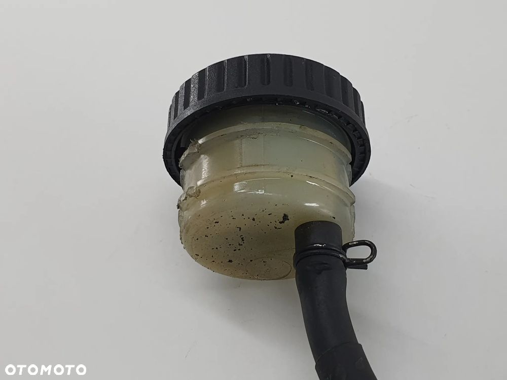 POMPA HAMULCOWA TYL ZBIORNICZEK  DUCATI DIAVEL - 12