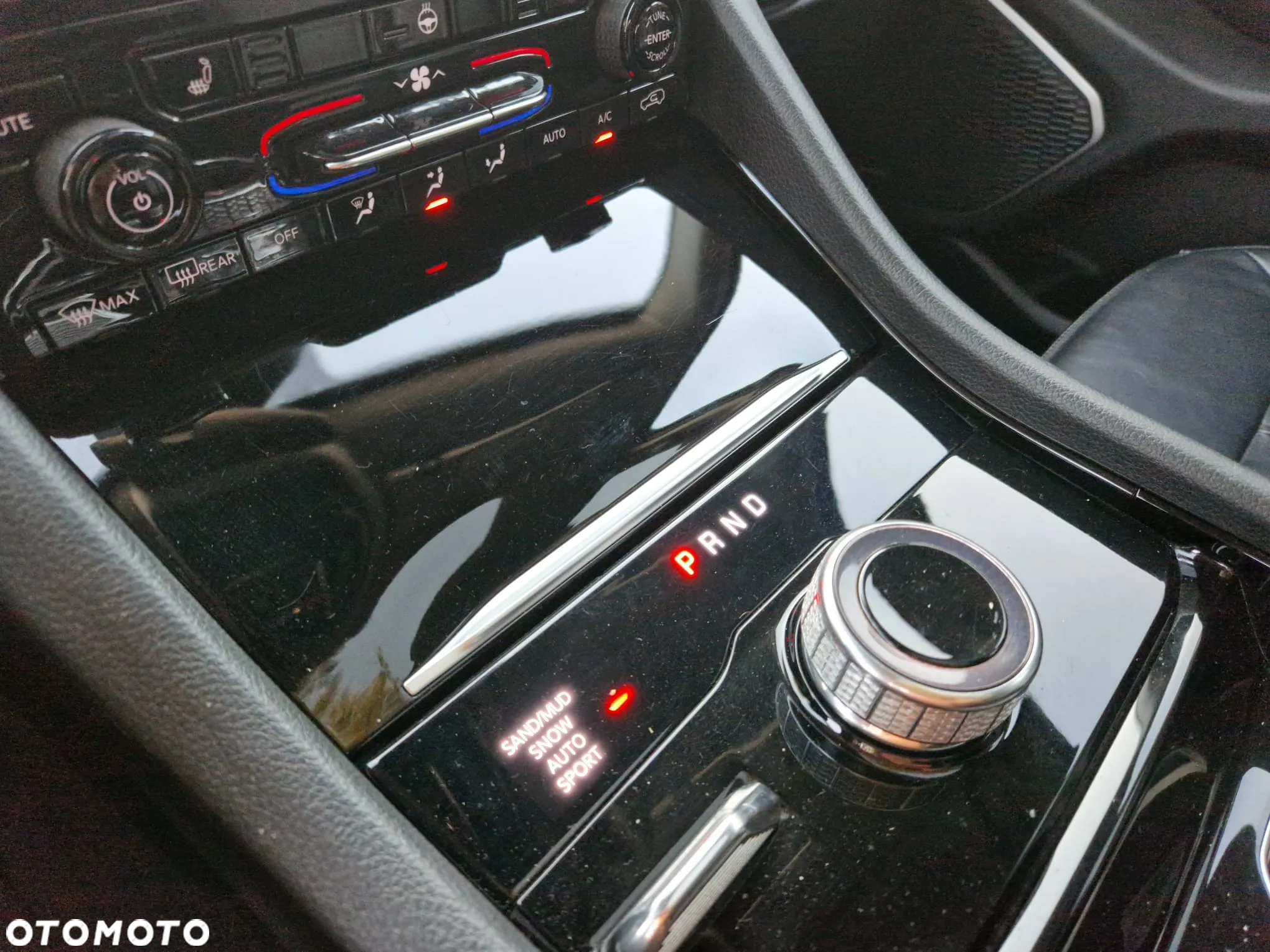 Jeep Grand Cherokee 3.6 V6 Overland - 21