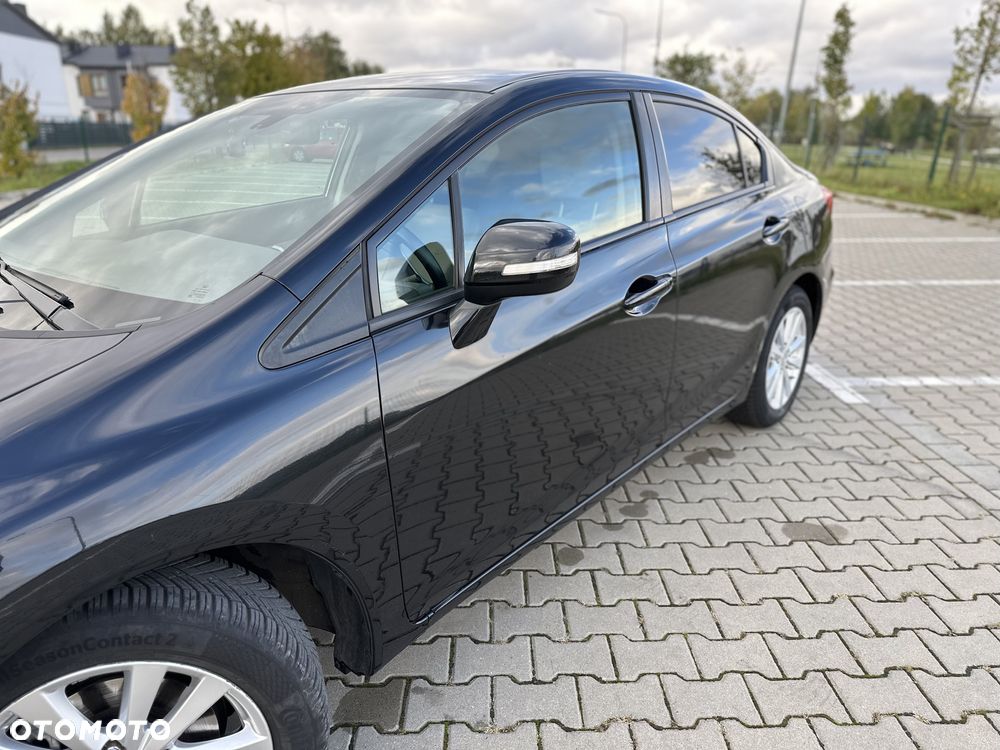 Honda Civic 1.8 Comfort - 24