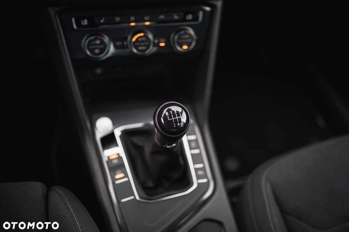 Volkswagen Tiguan - 20