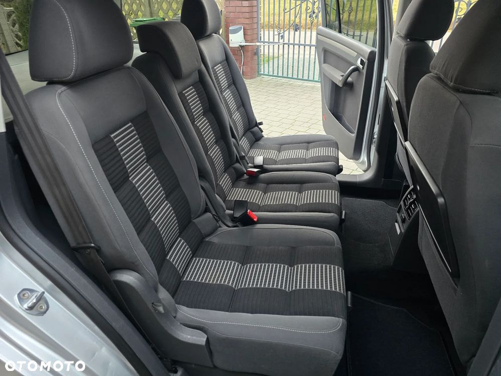 Volkswagen Touran 1.6 United - 29