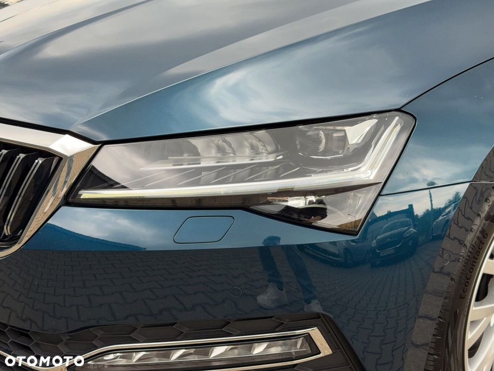 Skoda Superb 2.0 TDI SCR 4x4 Style DSG - 37