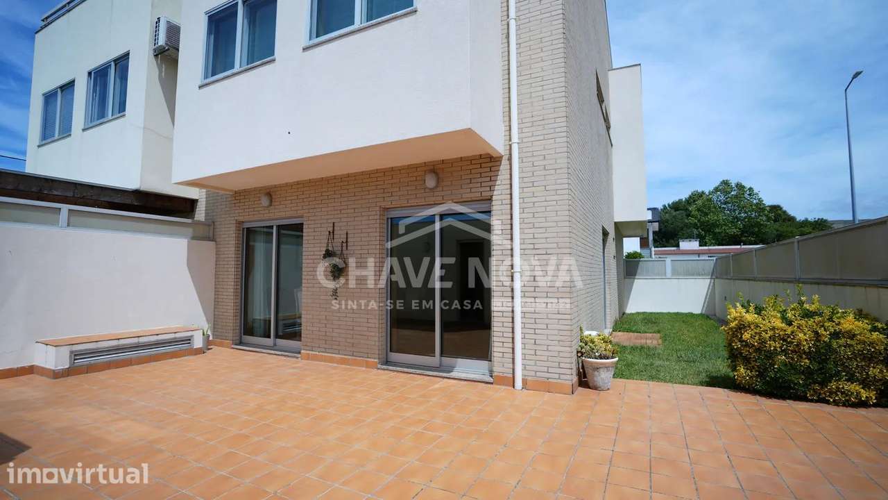 IF - Moradia T3+1 com Terraços, Jardim e Vista Mar - Gulpilhares, Gaia - Grande imagem: 2/22