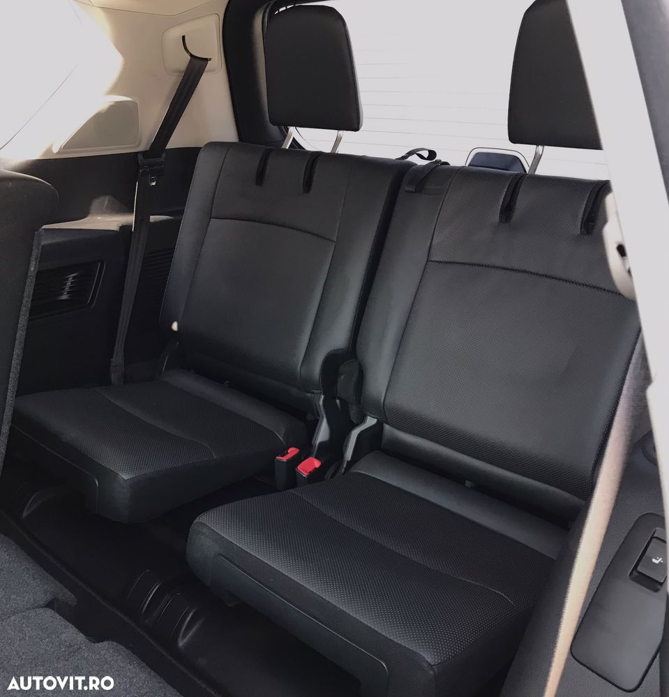 Toyota Land Cruiser - 17
