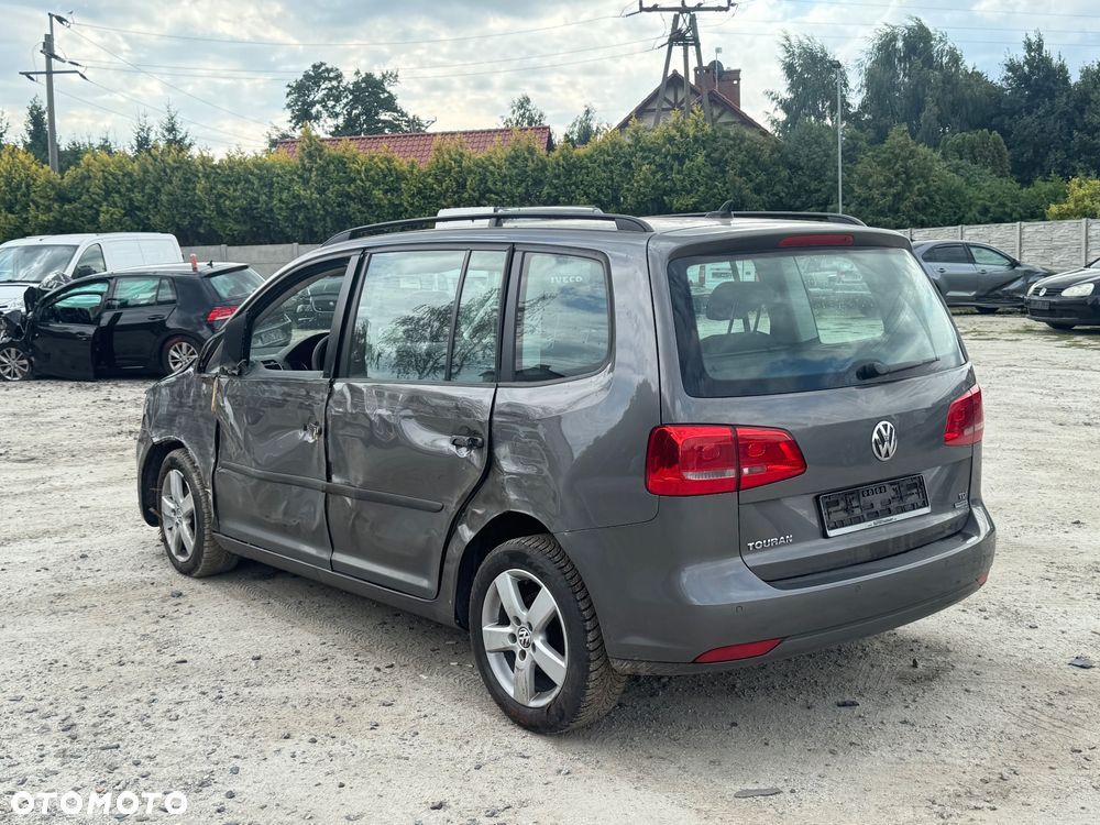 Volkswagen Touran 1.6 TDI DPF DSG Cup - 5