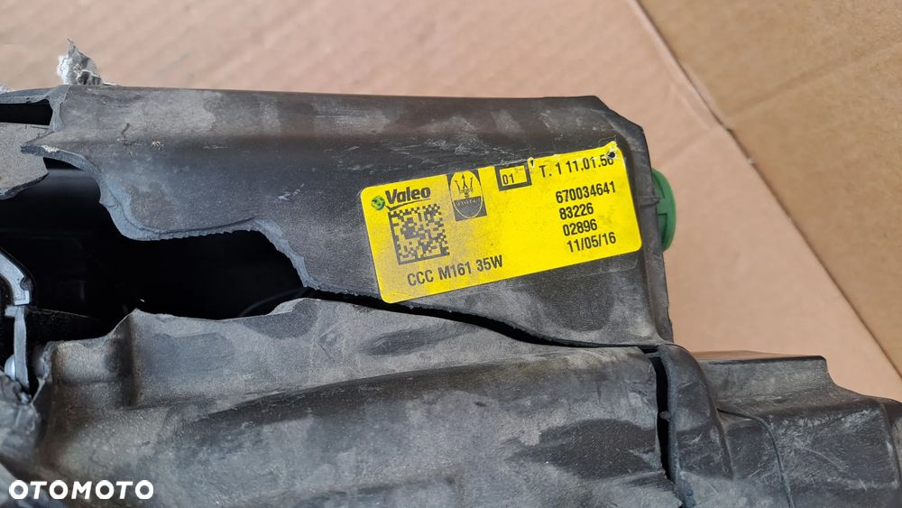 MASERATI LEVANTE M161 16- LEWA LAMPA XENON 670034641 90084406 - 2