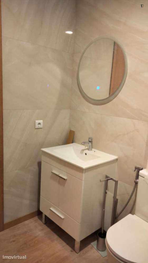 Apartamento com 1 quartos - localizado em Paranhos Porto - Grande imagem: 5/6