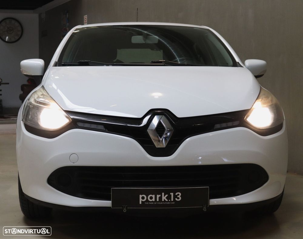 Renault Clio 1.2 16V Confort - 5