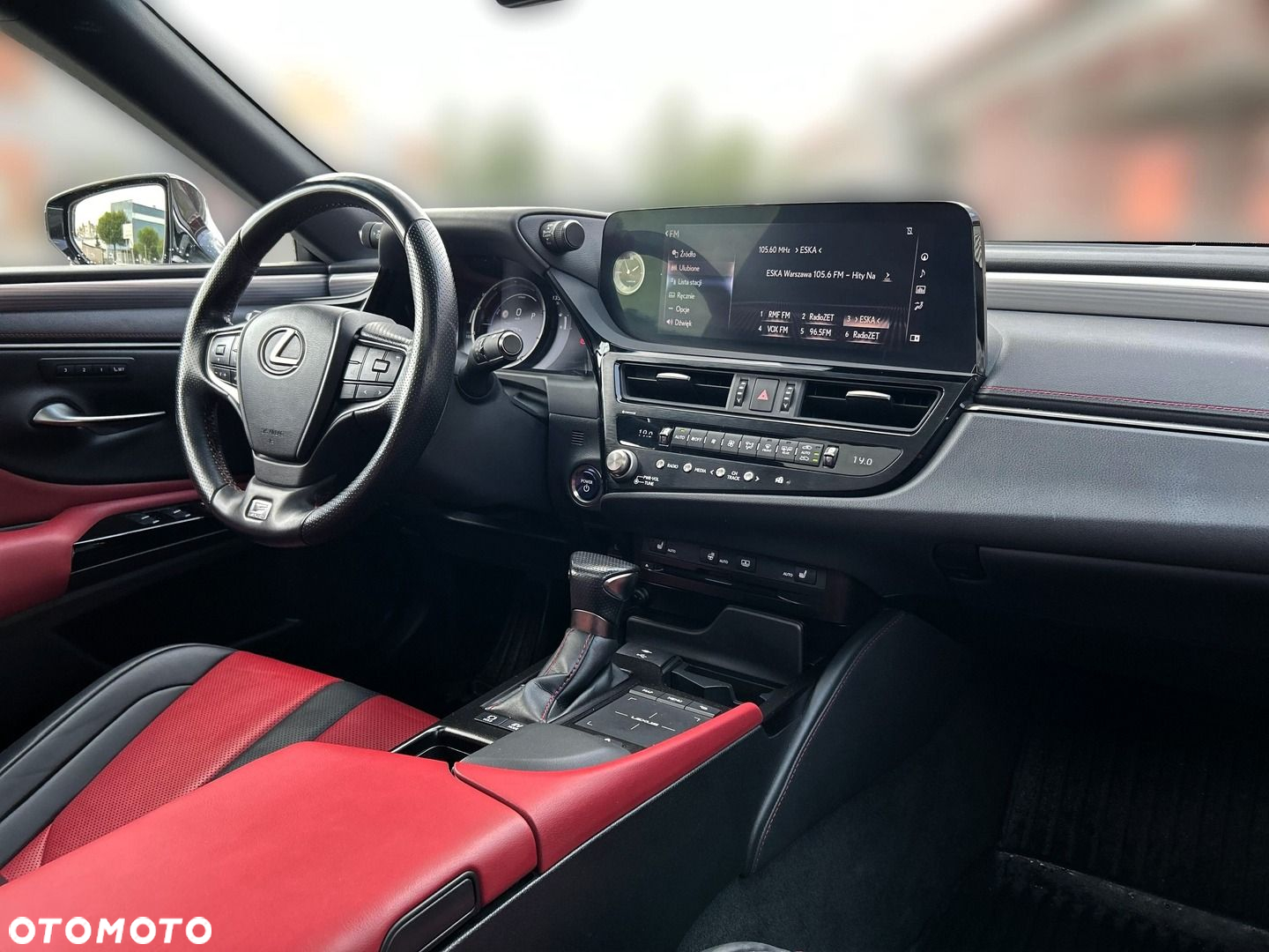 Lexus ES - 12