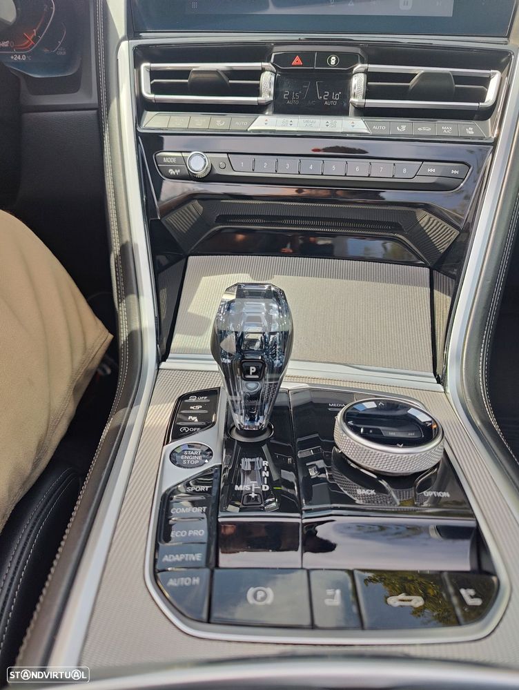 BMW 840 d xDrive Pack M - 12